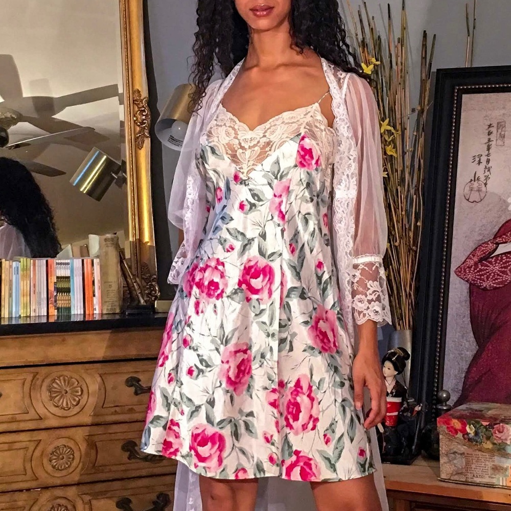 Floral Slip sz medium​